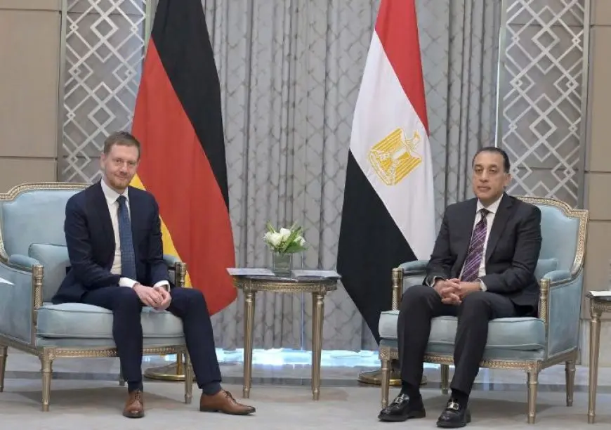 رئيس الوزراء يناقش سبل التعاون مع نظيره من ولاية ساكسونيا الحرة الألمانية في مجموعة من القضايا