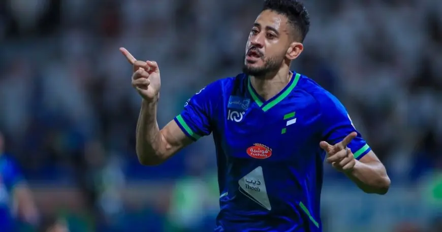 باتنا يتألق ويقود الفتح لتجاوز الشباب بثلاثية في الدوري السعودي