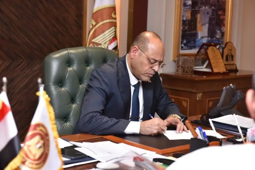 وزير العمل يصرف 200 ألف لأسرة كل متوفى و20 ألفًا للمصاب في حادث مصنع المنوفية