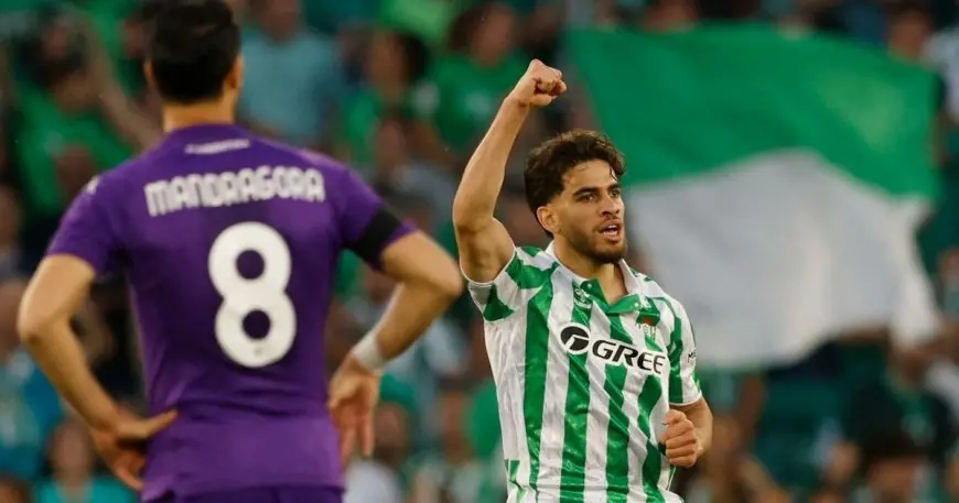 الزلزولي يقود ريال بيتيس إلى انتصار على فيورنتينا في دوري المؤتمر الأوروبي