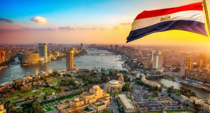 تفاصيل لقاء رئيس المخابرات مع كبير مستشاري ترامب