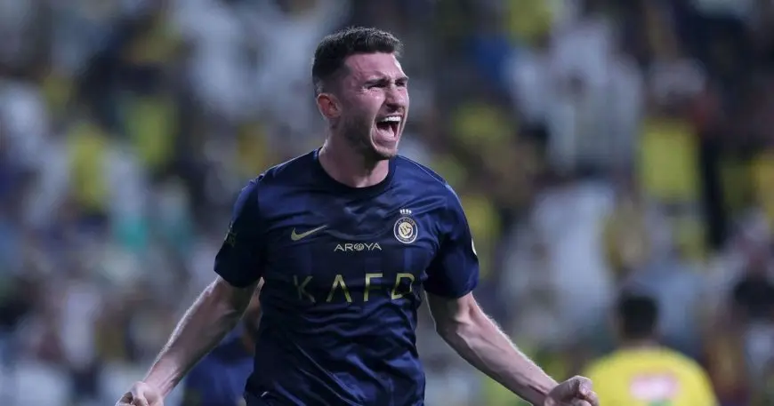 مارسيليا يعلن عن رغبة في ضم لابورت من نادي النصر