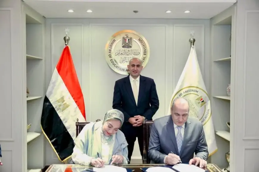 وزير التربية والتعليم يشهد توقيع بروتوكول تعاون بين الوزارة ومؤسسة “التعليم أولًا”