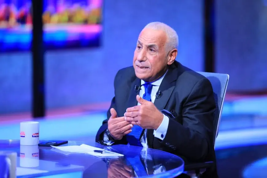 حسين لبيب يعود للقاهرة بعد رحلة علاجية بفرنسا