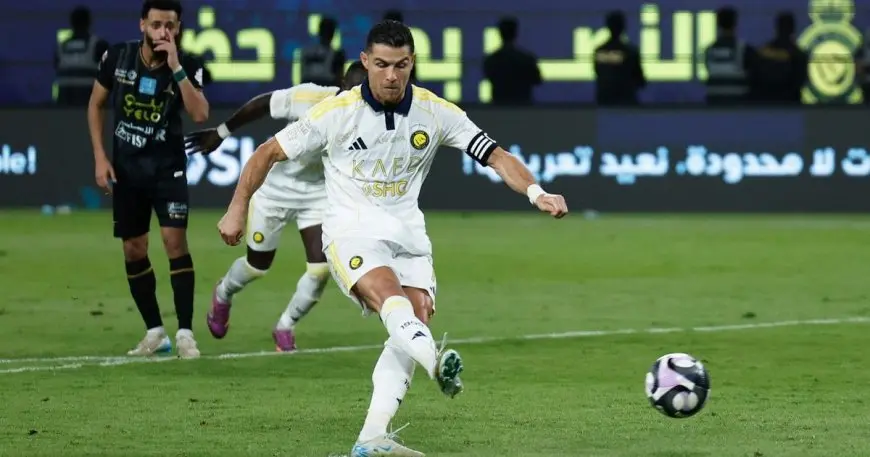 دوران ورونالدو يقودان النصر لتحقيق انتصار متأخر على الخليج