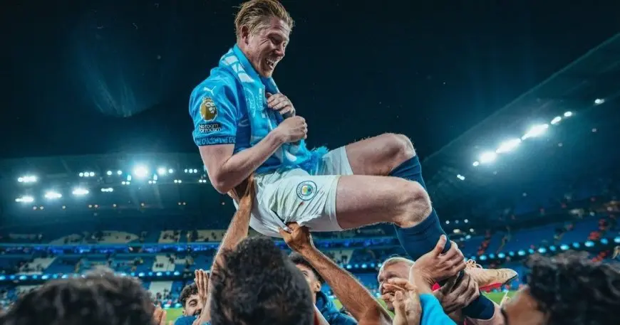 من هم لاعبو الدوري الإنجليزي الممتاز الذين ستنتهي عقودهم في صيف 2025؟