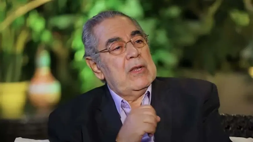 3 دعامات في القلب.. تطورت الحالة الصحية لـ صبري عبد المنعم بعد اجرائه عملية جراحية