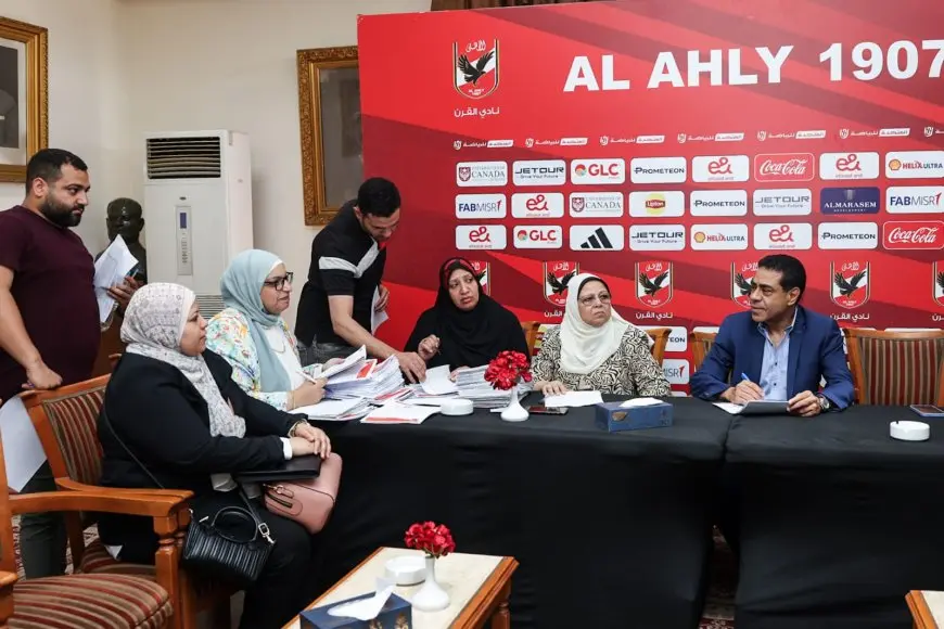 إقبال كثيف للحصول على عضوية الأهلي قبل الزيادة في يوليو المقبل