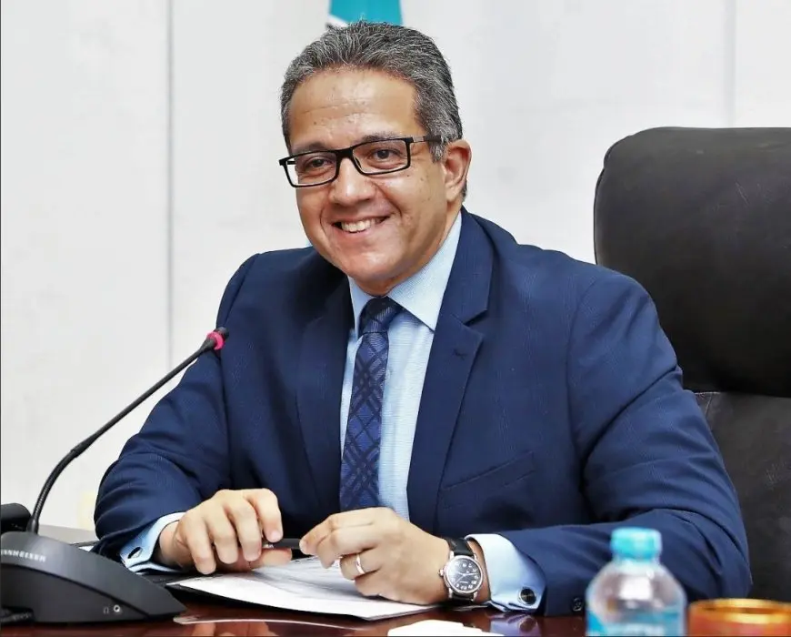 الاتحاد الإفريقي يعتمد ترشيح خالد العناني لمنصب مدير عام اليونسكو