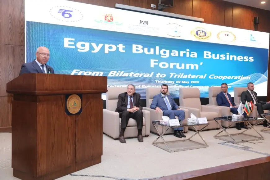 كامل الوزير يعلن عن رخص بليت جديدة وخطة دعم لتعميق صناعة الحديد الوطنية
