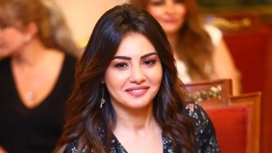 دينا فؤاد: نفسي أقدم دور جاسوسة من ملفات المخابرات.. وبنتي أكبر داعم ليا