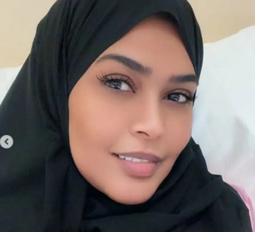 وعد تقلق جمهورها بعد عملية دقيقة في عينها وتظهر بالحجاب باكية: أدعوه يسامحني