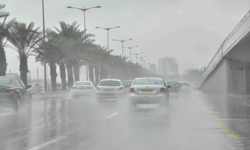 تقلبات جوية بالسعودية.. رياح مثيرة للغبار على مكة المكرمة والمدينة المنورة