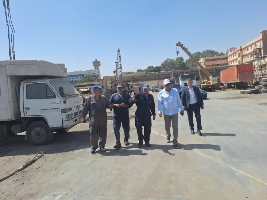 وزير الكهرباء يواصل جولاته الميدانية لمتابعة حسن استغلال الموارد والمركبات