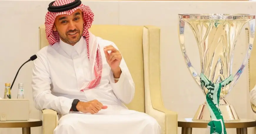 وزير الرياضة السعودي يُعين رئيساً فخرياً للاتحاد الدولي لرفع الأثقال