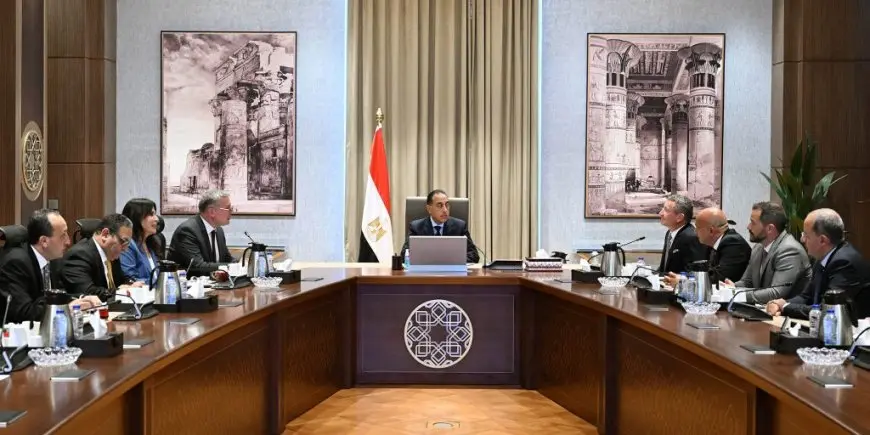 مدبولي يوجه بتيسير الإجراءات لتسريع عملية الحفر بمناطق الامتياز التابعة لـ إكسون موبيل