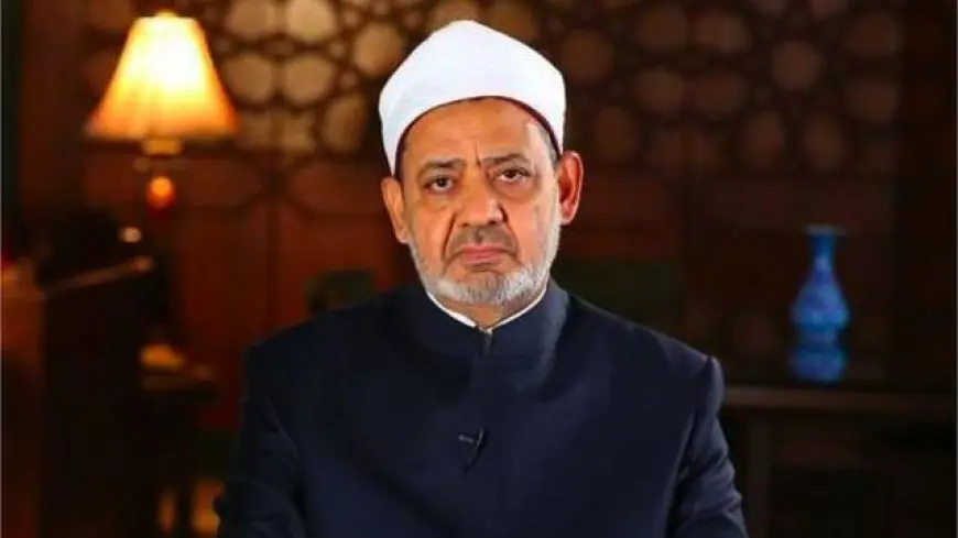 شيخ الأزهر يعزي الأم والطبيبة الفلسطينية آلاء النجار في استشهاد أبنائها التسعة