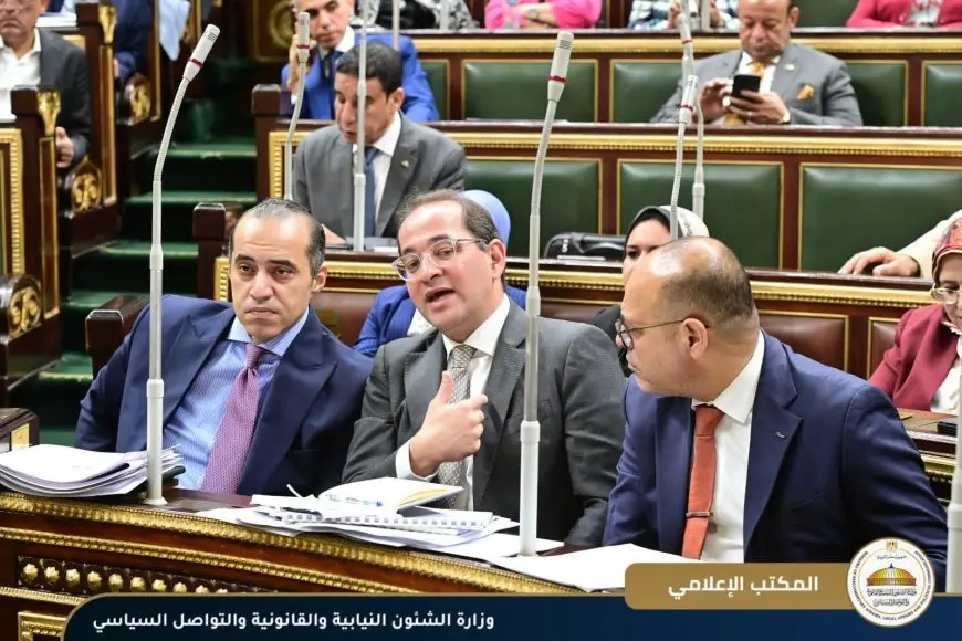 علاوة و700 جنيه حافز.. الحكومة تعلن تفاصيل زيادة المرتبات بعد موافقة البرلمان
