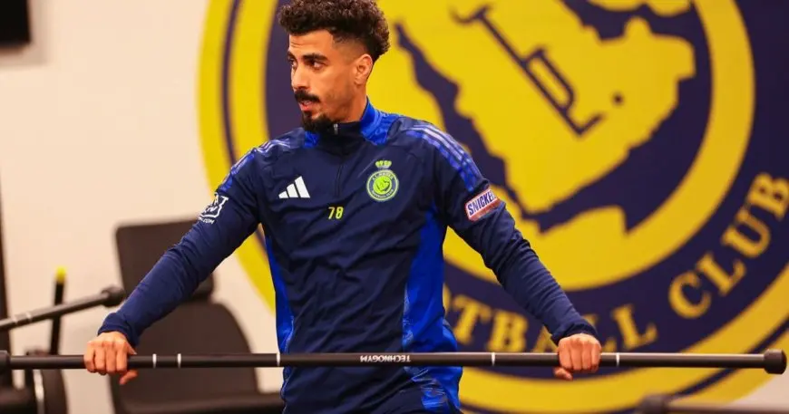 علي لاجامي ينضم رسمياً إلى الهلال من النصر