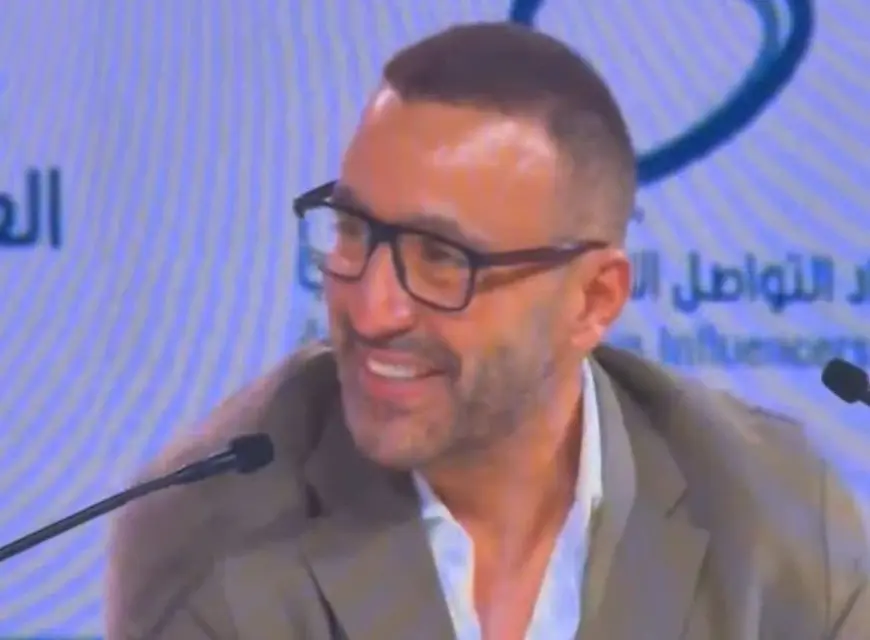 أحمد السقا يؤكد طلاقه في منتدى الإعلام العربي ويكشف حقيقة زواجه مجددا