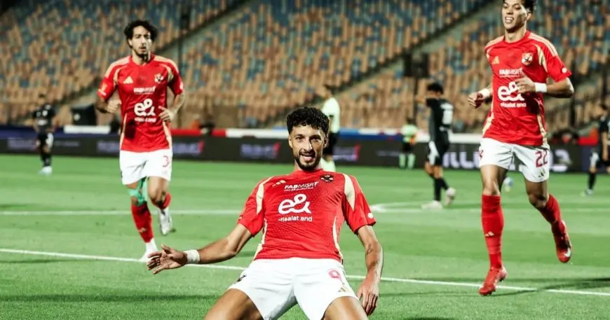 الأهلي يتوج بلقب الدوري المصري بعد مباراة مثيرة ضد فاركو
